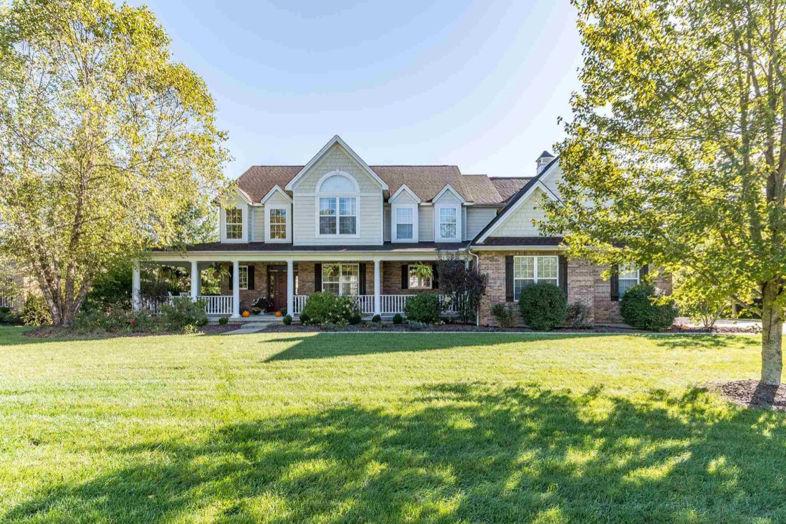 1739 Coachtrail Dr, Hebron, KY