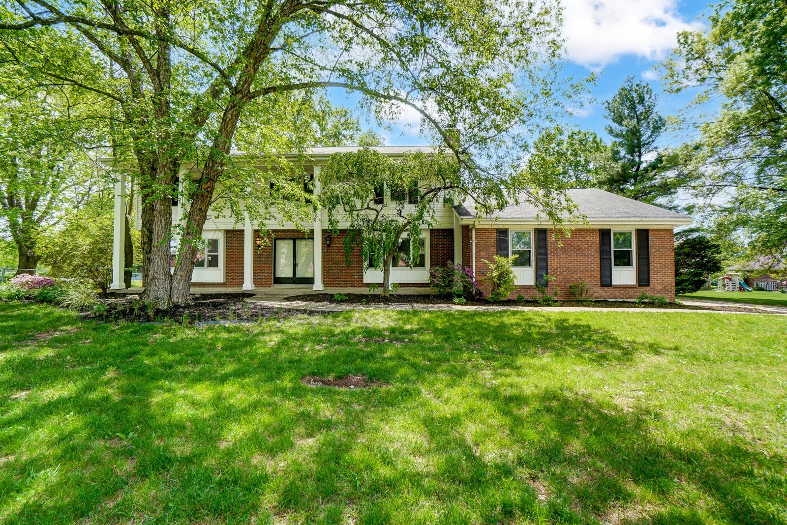 1481 Beemon Ln, Florence, KY