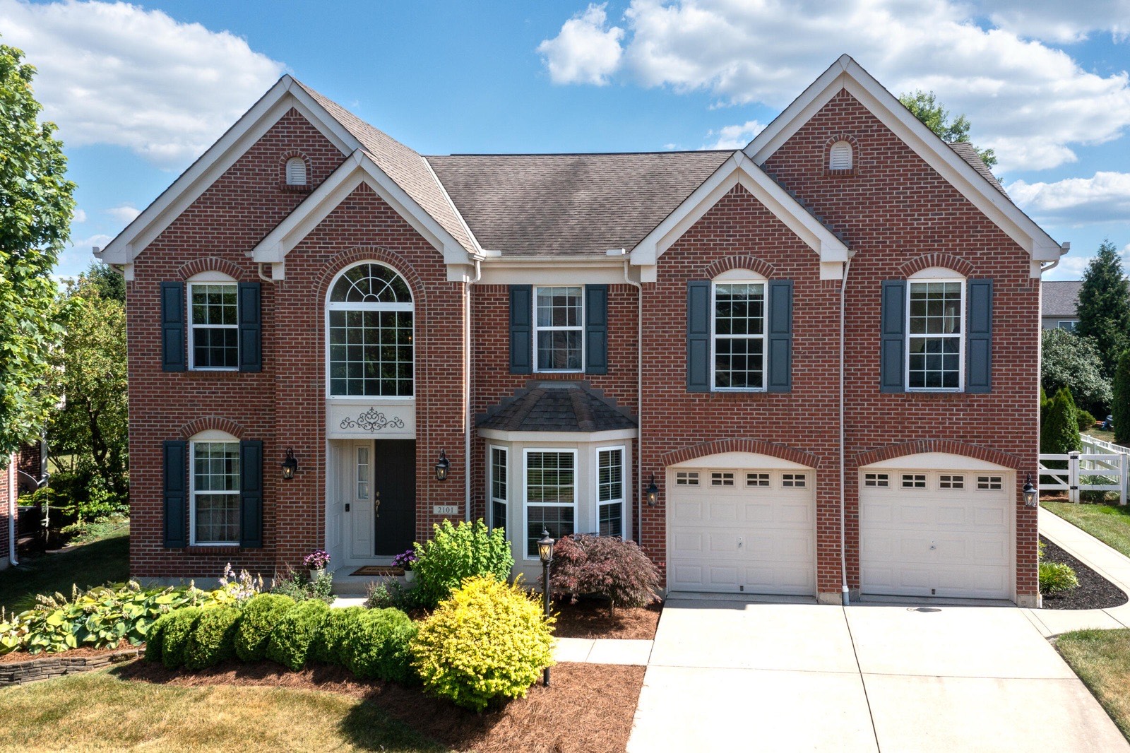 2101 Blankenbecker Dr, Florence, KY