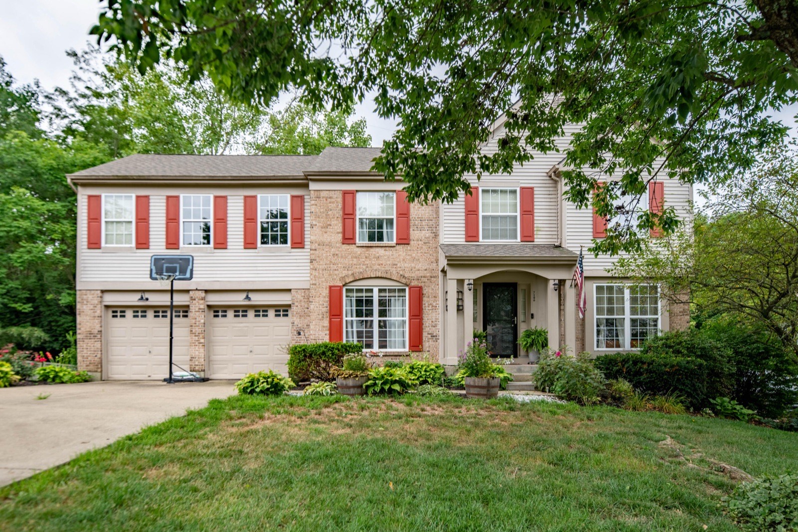 7106 Glade Ln, Florence, KY