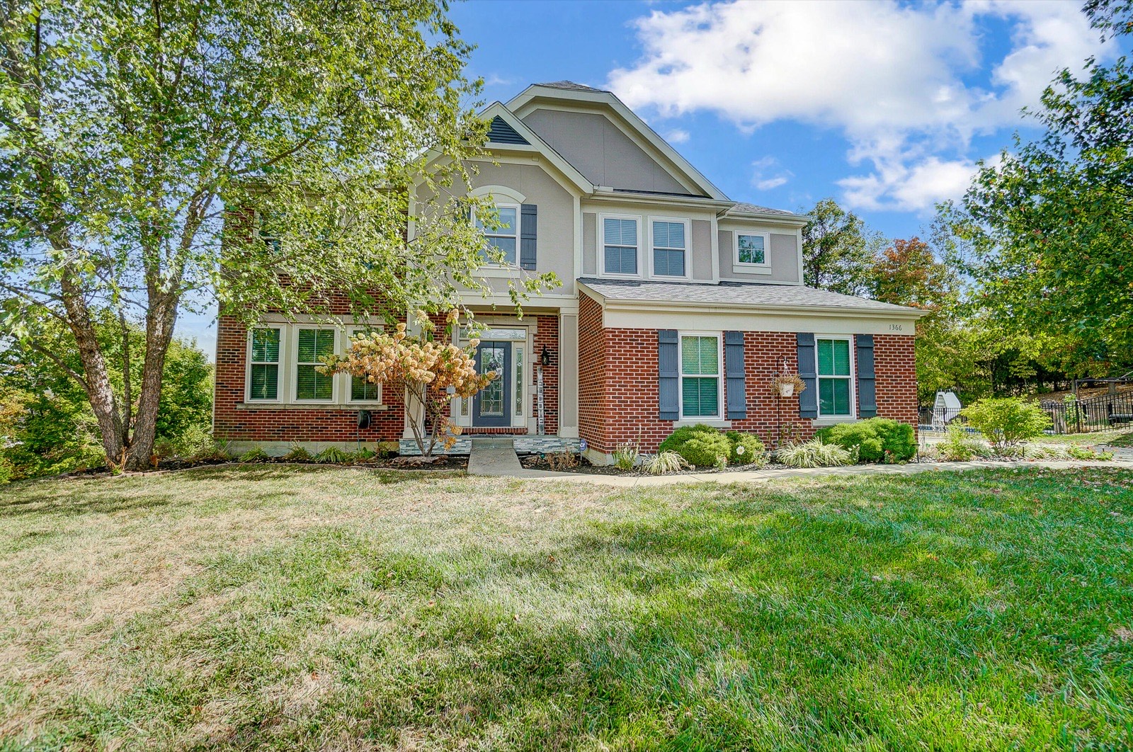 1366 Sequoia Dr, Hebron, KY