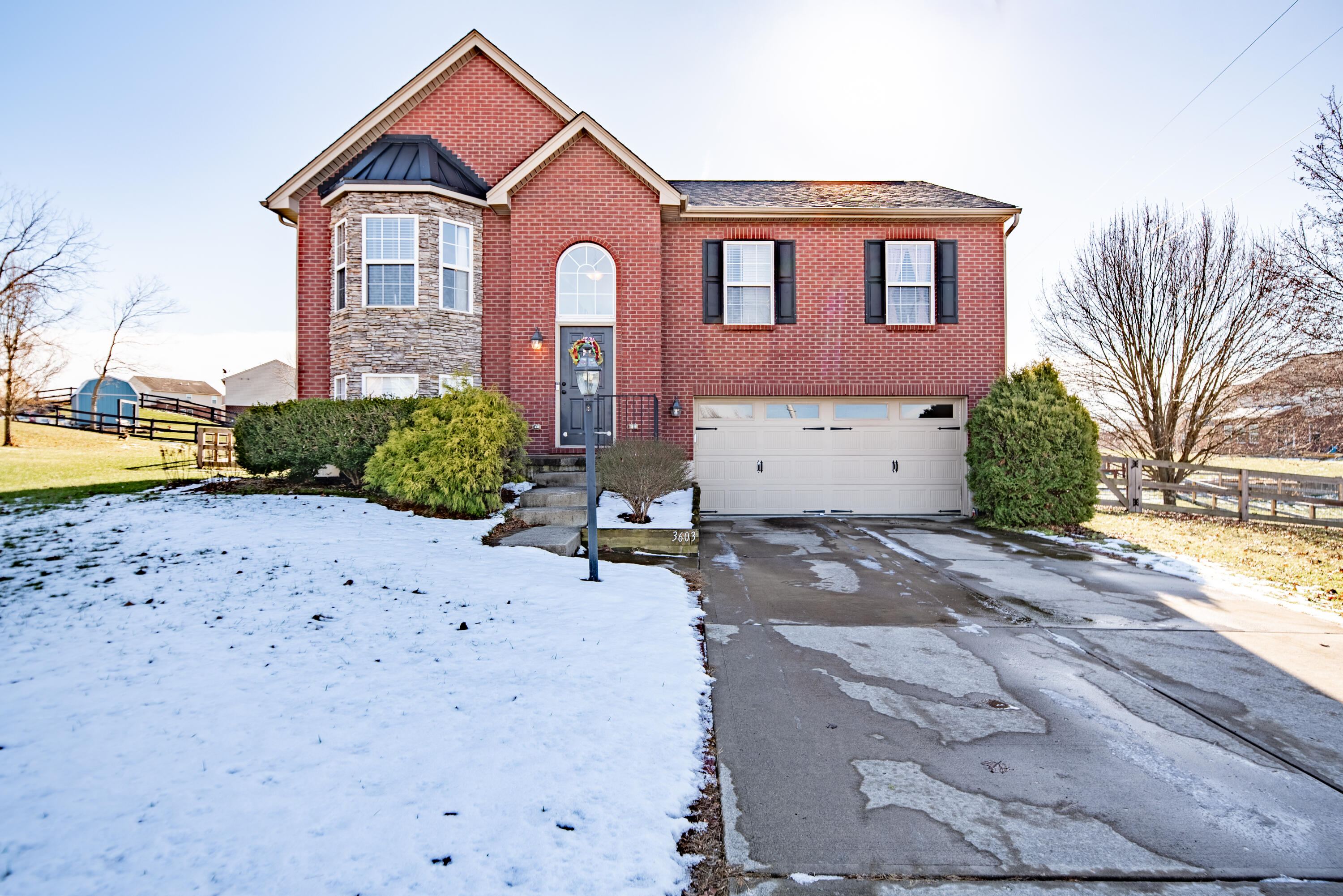 3603 Benton Ct, Burlington, KY